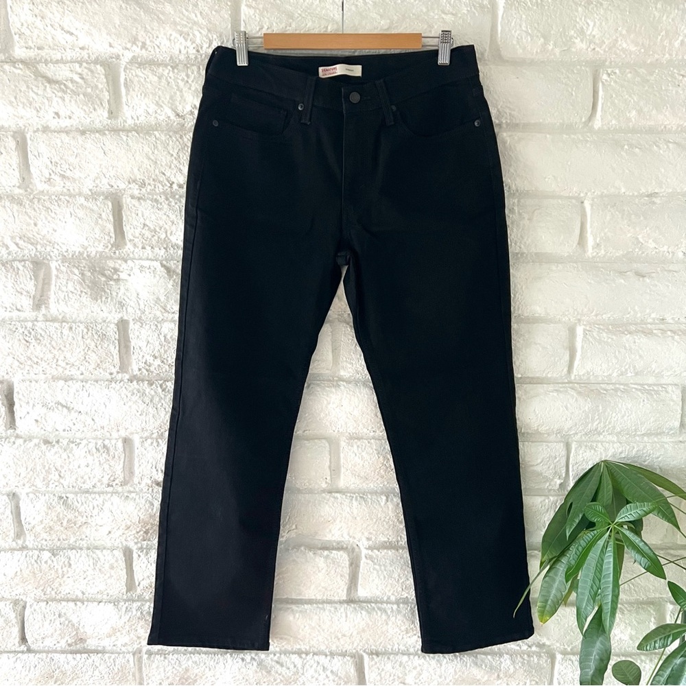 Signature by Levi Strauss Black Straight Fit Jeans 32 30